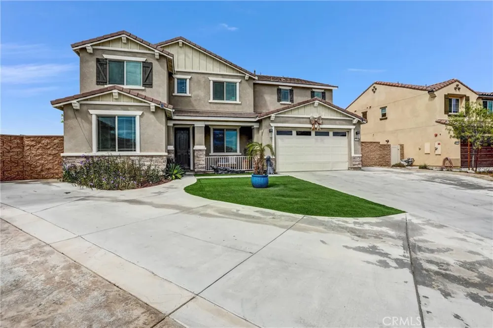 4570 Eagle Perris, CA 92571