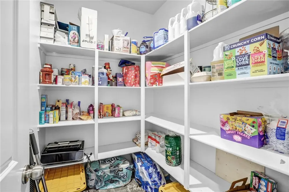 4570 Eagle Perris, CA 92571
