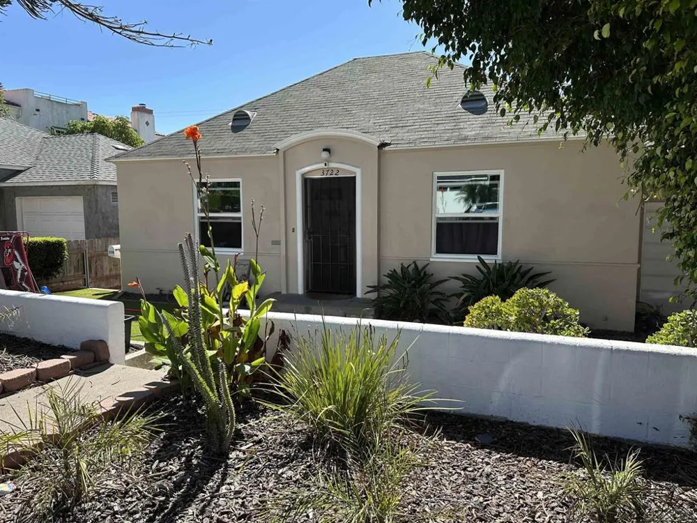 3722 Street San Diego, CA 92109