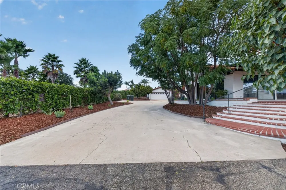 2801 E Mission Fallbrook, CA 92028