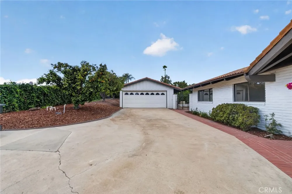 2801 E Mission Fallbrook, CA 92028