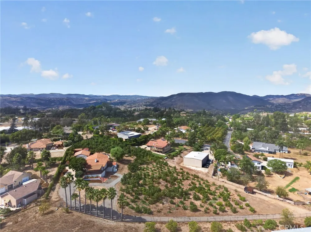 2801 E Mission Fallbrook, CA 92028
