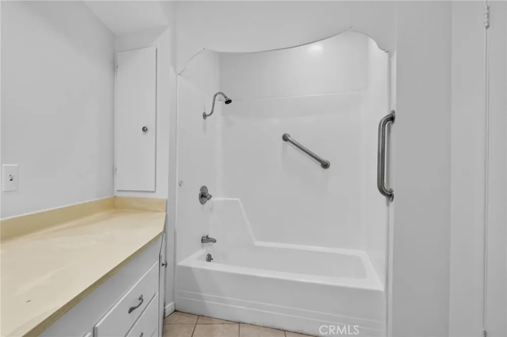 2801 E Mission Fallbrook, CA 92028