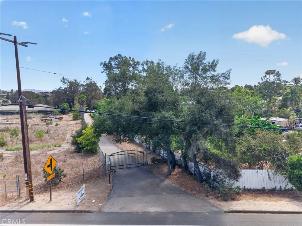 2801 E Mission Fallbrook, CA 92028