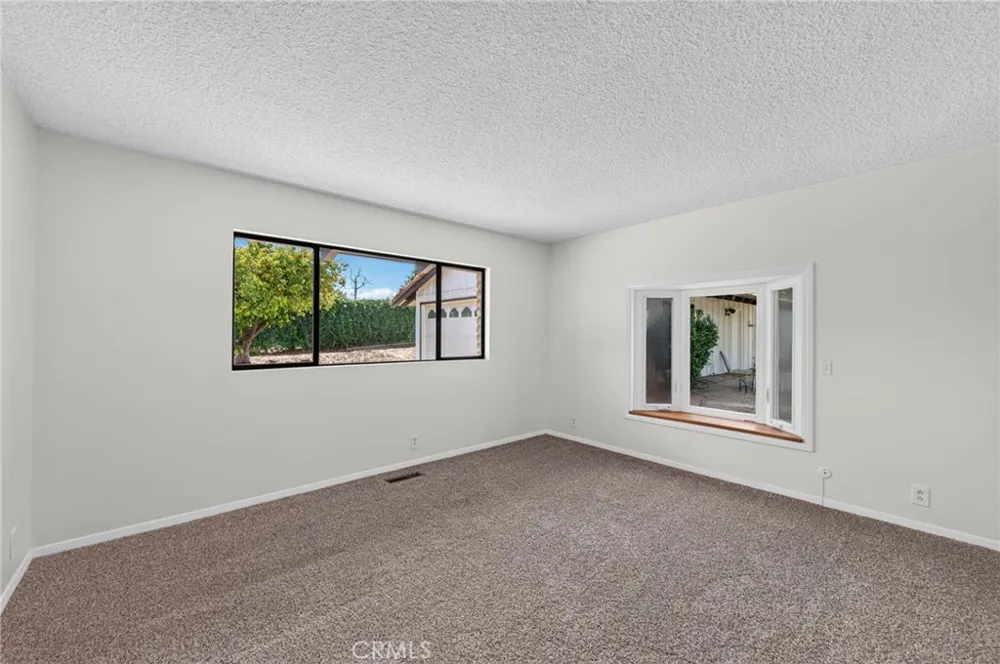 2801 E Mission Fallbrook, CA 92028