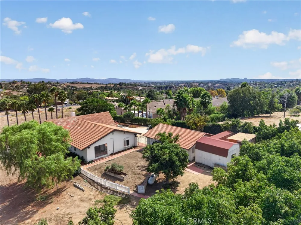 2801 E Mission Fallbrook, CA 92028