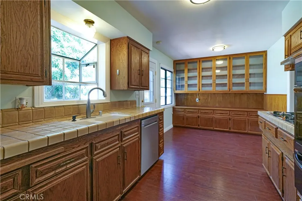 14710 Terryknoll Drive Whittier, CA 90604