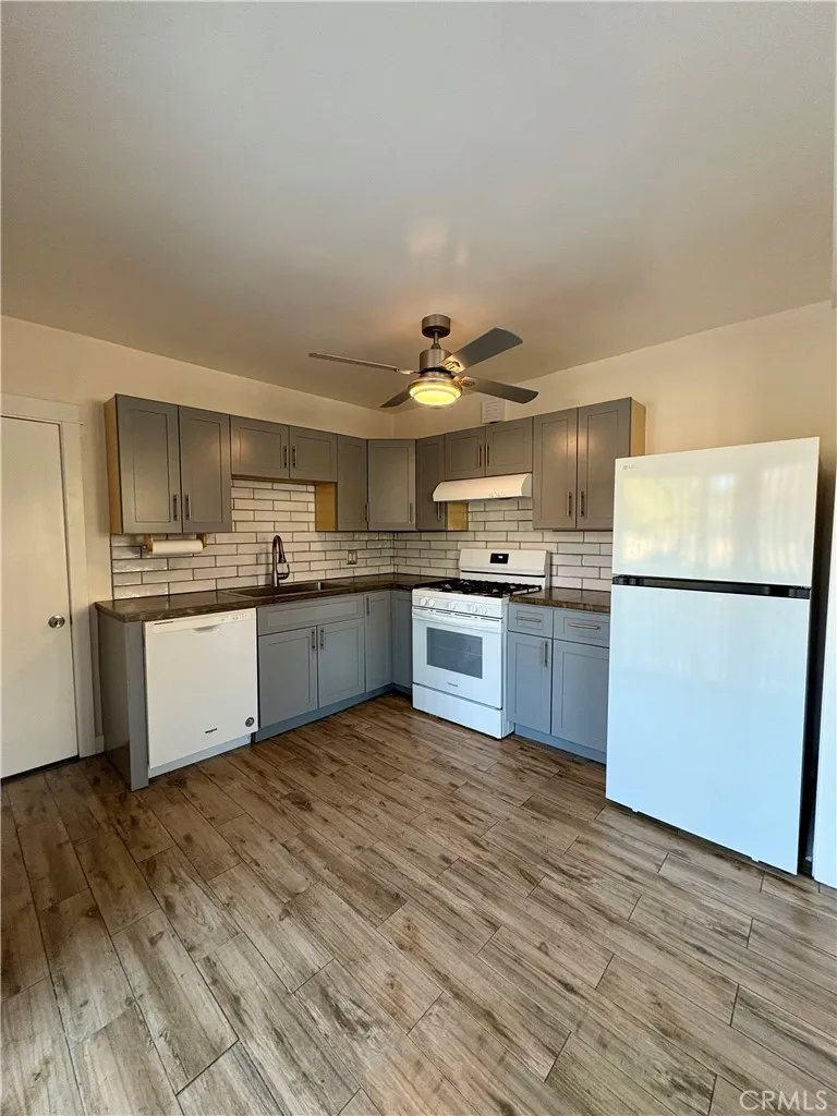166 French Los Angeles, CA 90065