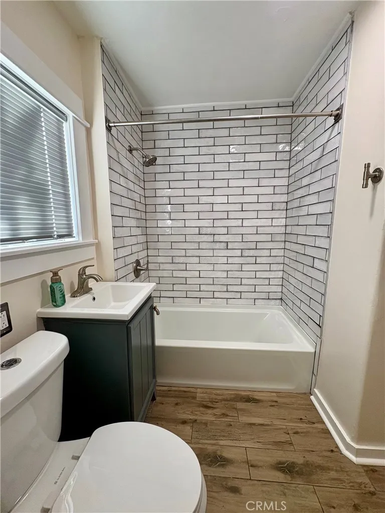 166 French Los Angeles, CA 90065