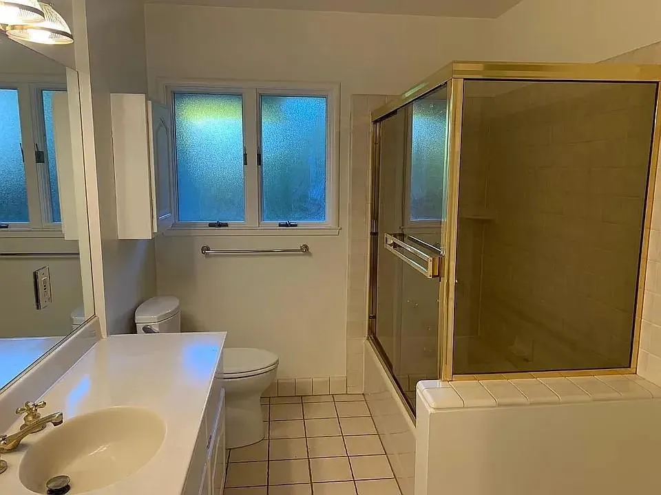 1804 Newcastle Drive Los Altos, CA 94024