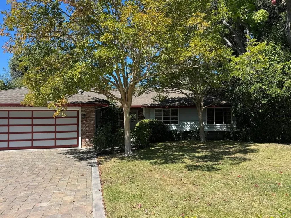 1804 Newcastle Drive Los Altos, CA 94024