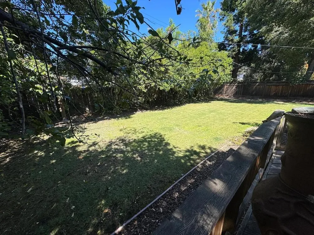 1804 Newcastle Drive Los Altos, CA 94024
