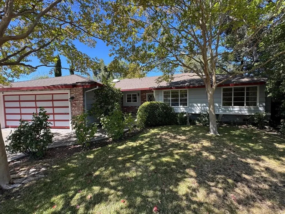 1804 Newcastle Drive Los Altos, CA 94024
