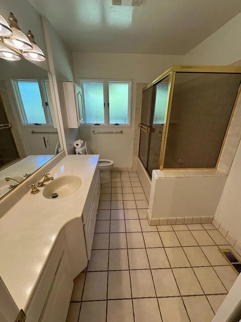 1804 Newcastle Drive Los Altos, CA 94024