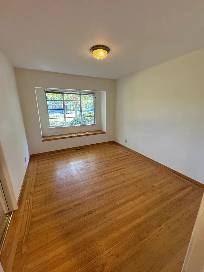1804 Newcastle Drive Los Altos, CA 94024