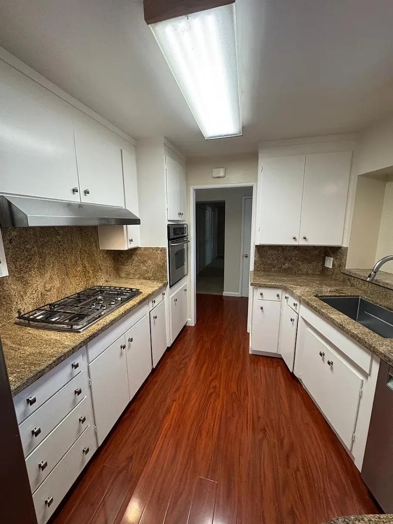 1804 Newcastle Drive Los Altos, CA 94024