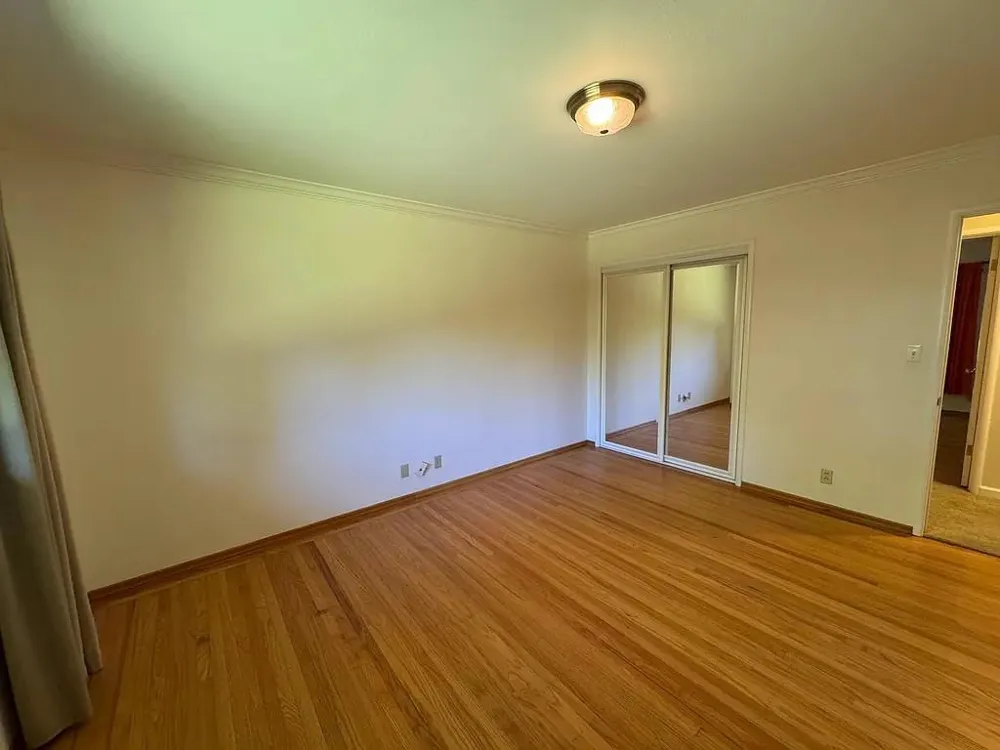 1804 Newcastle Drive Los Altos, CA 94024