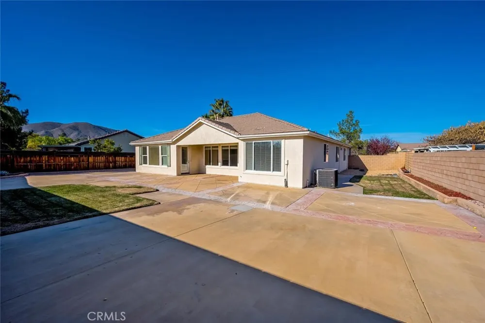 28365 Little Lake Court Menifee, CA 92585