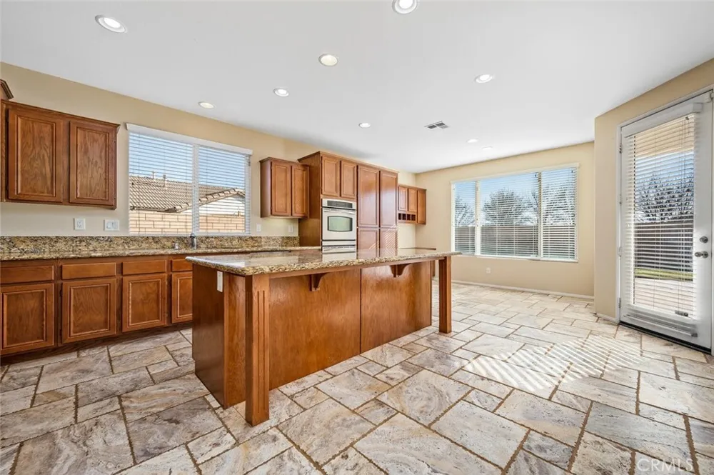 28365 Little Lake Court Menifee, CA 92585