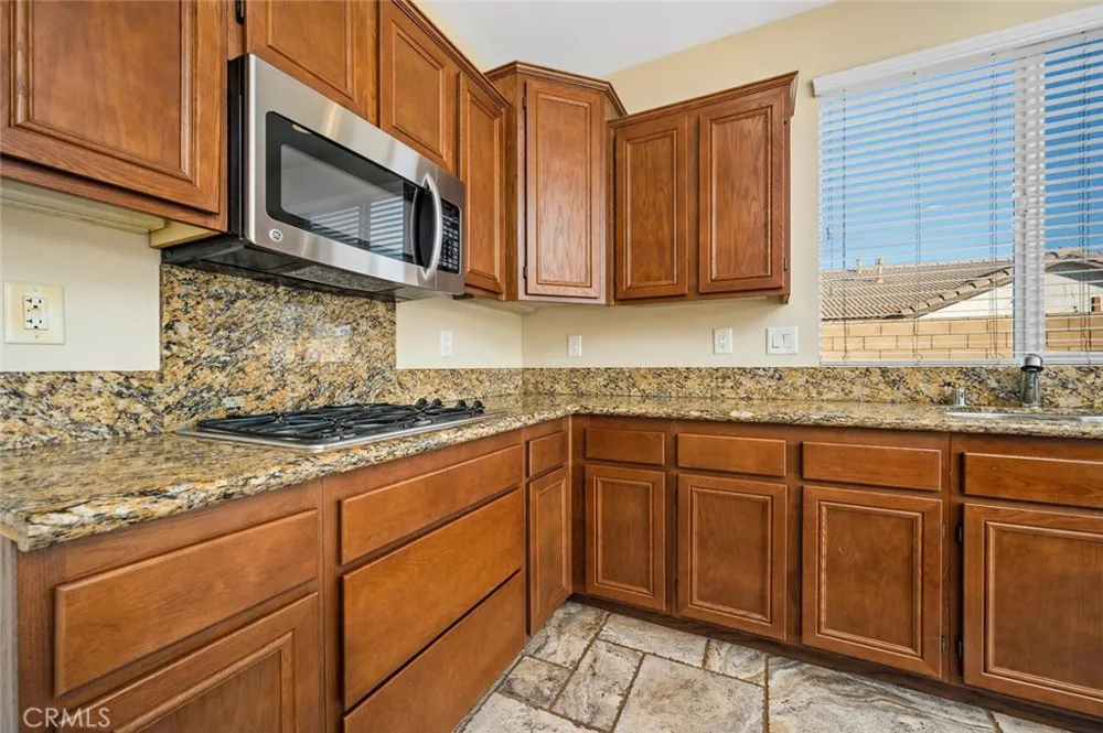 28365 Little Lake Court Menifee, CA 92585