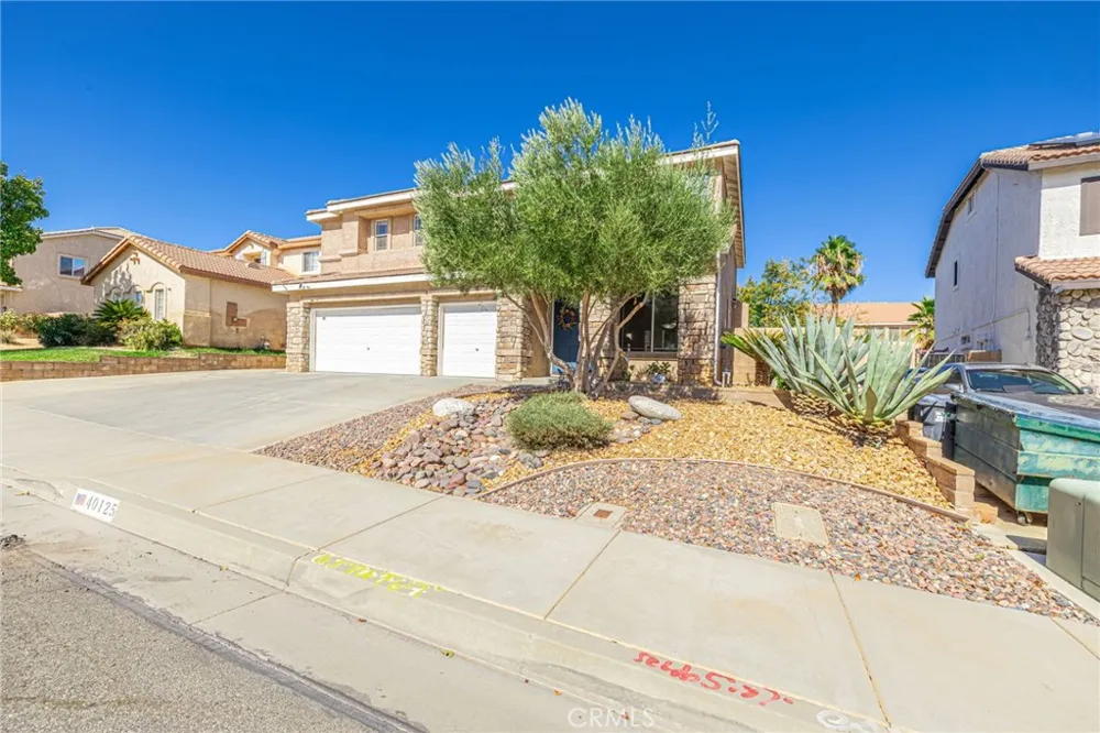 40125 Watford Way Palmdale, CA 93551