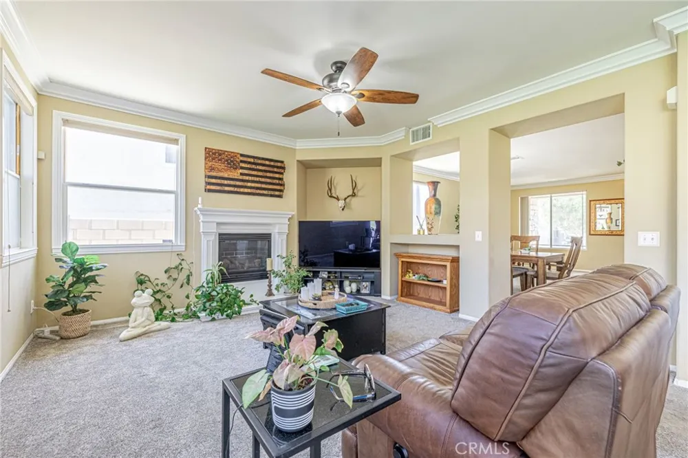 40125 Watford Way Palmdale, CA 93551