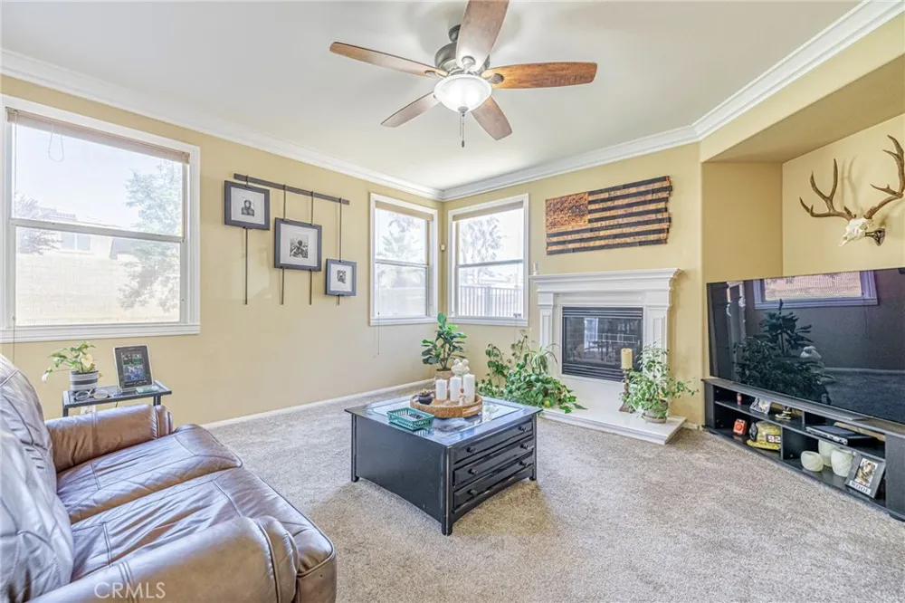 40125 Watford Way Palmdale, CA 93551