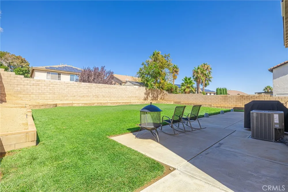 40125 Watford Way Palmdale, CA 93551