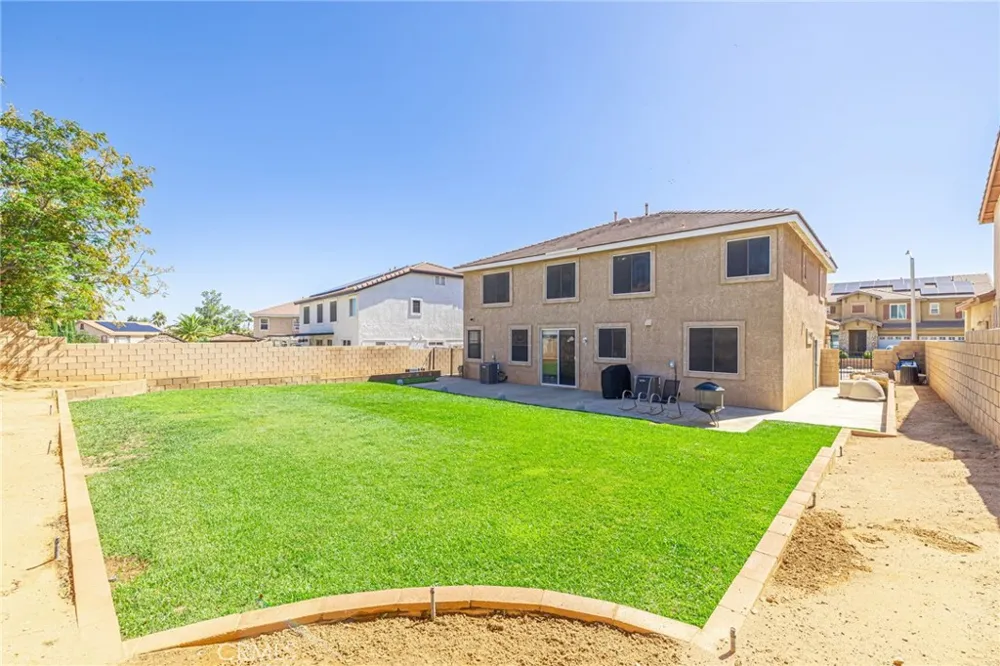 40125 Watford Way Palmdale, CA 93551