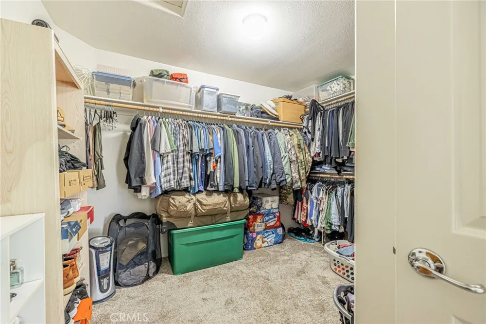 40125 Watford Way Palmdale, CA 93551