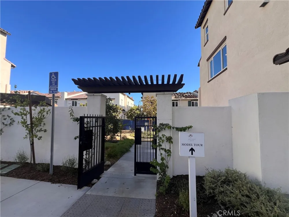 229 Stillwater Claremont, CA 91711