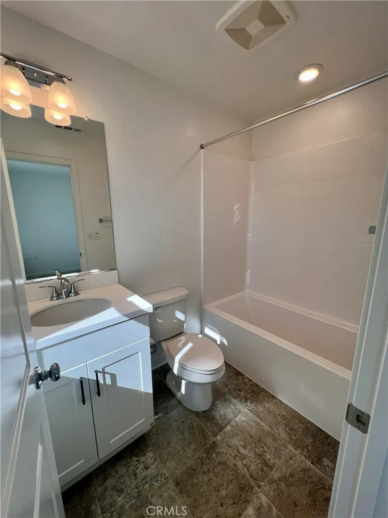 229 Stillwater Claremont, CA 91711