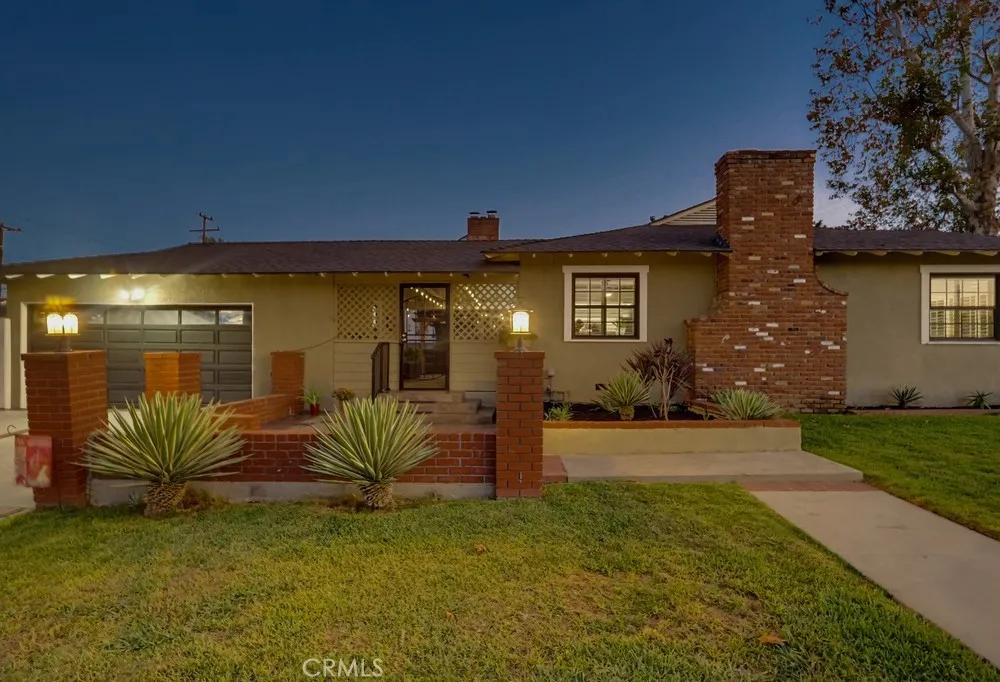 10904 La Mirada Boulevard Whittier, CA 90604