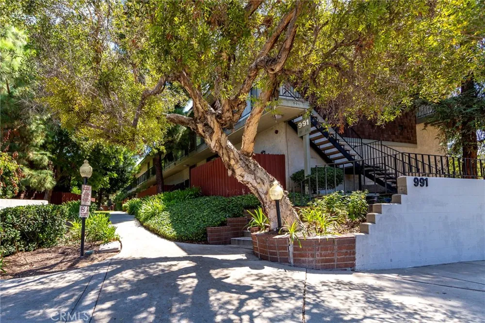991 S Idaho Street #113 La Habra, CA 90631