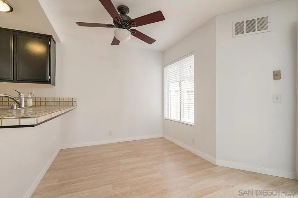 8268 Gilman Dr #9 La Jolla, CA 92037