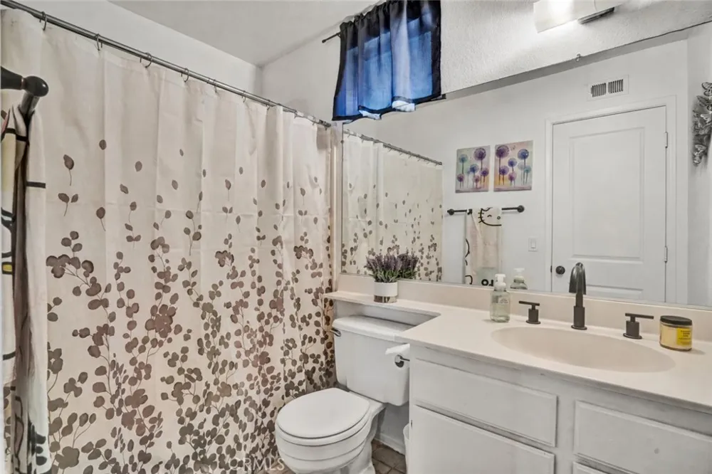1173 S Cactus Rialto, CA 92376