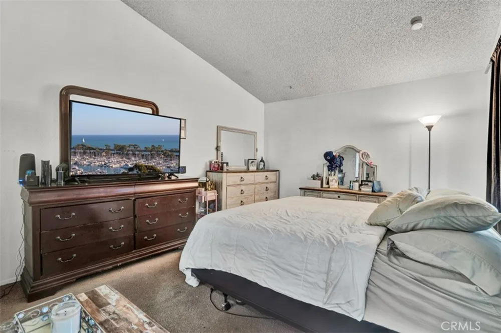 1173 S Cactus Rialto, CA 92376