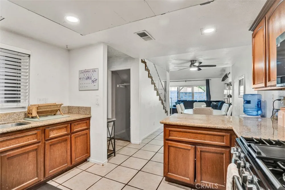 1173 S Cactus Rialto, CA 92376