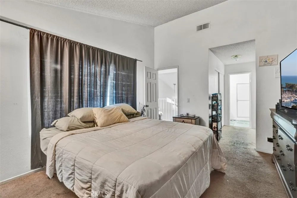 1173 S Cactus Rialto, CA 92376