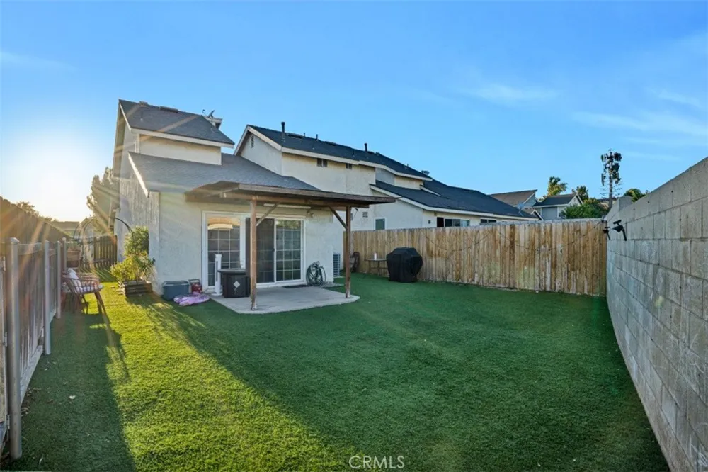 1173 S Cactus Rialto, CA 92376
