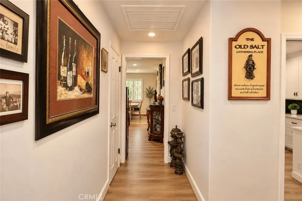 1521 W Crone Anaheim, CA 92802