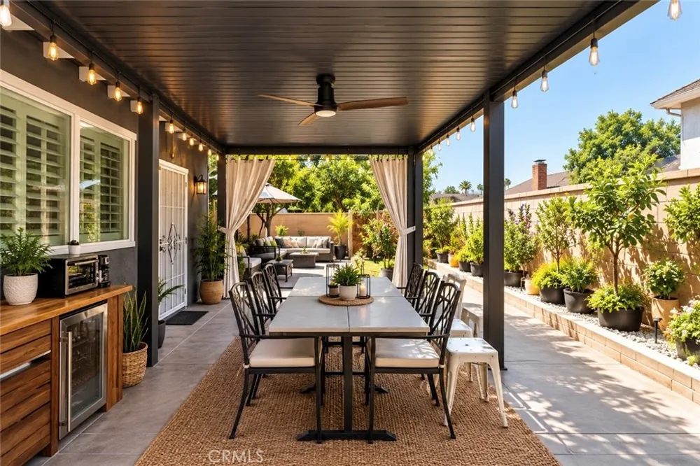 1521 W Crone Anaheim, CA 92802