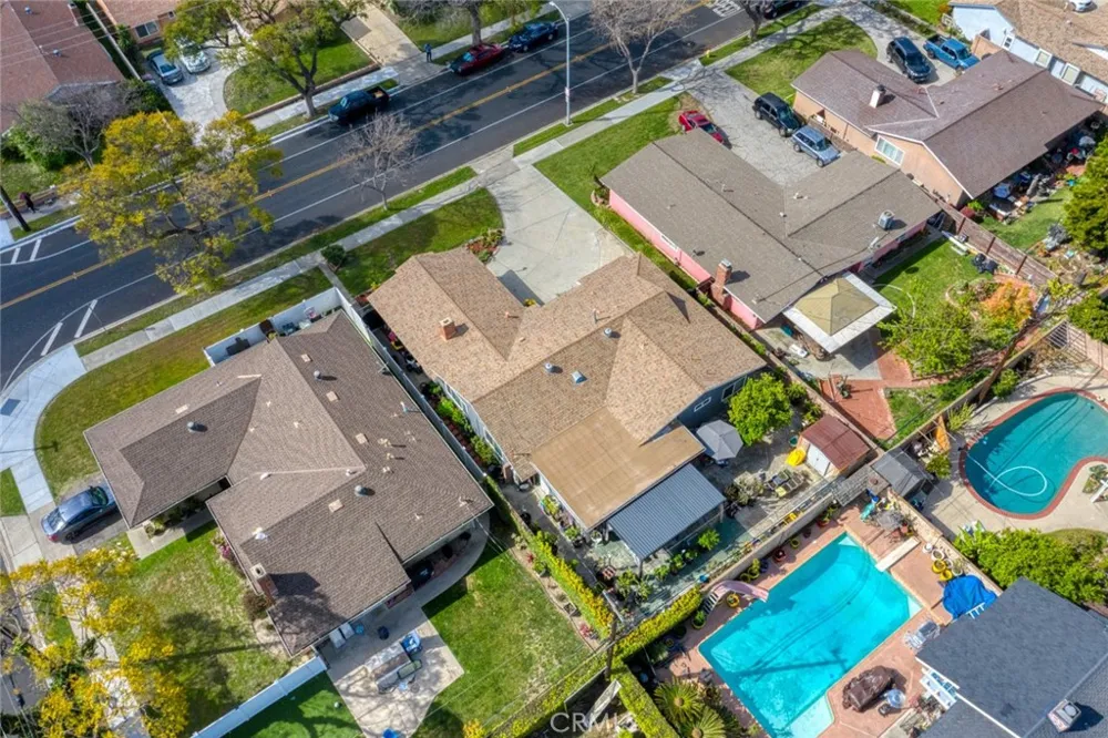 1521 W Crone Anaheim, CA 92802