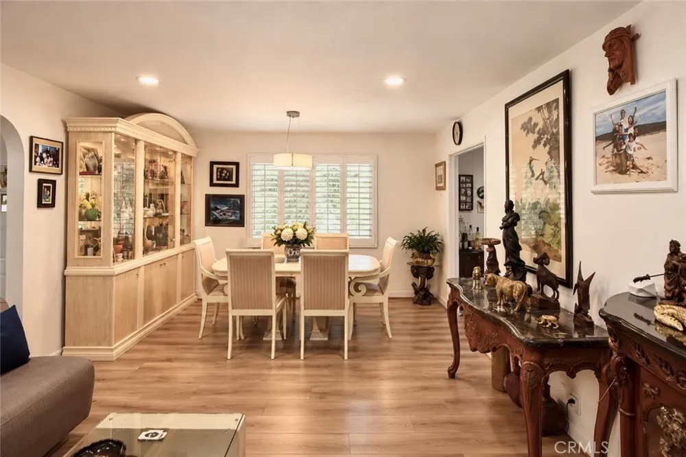 1521 W Crone Anaheim, CA 92802