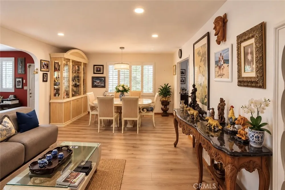 1521 W Crone Anaheim, CA 92802