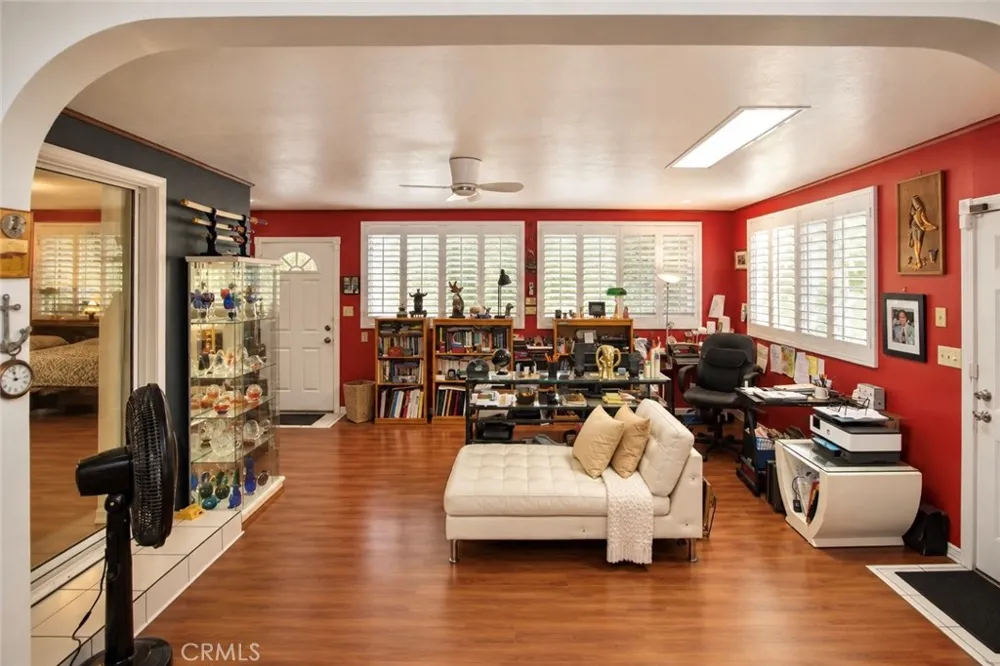1521 W Crone Anaheim, CA 92802