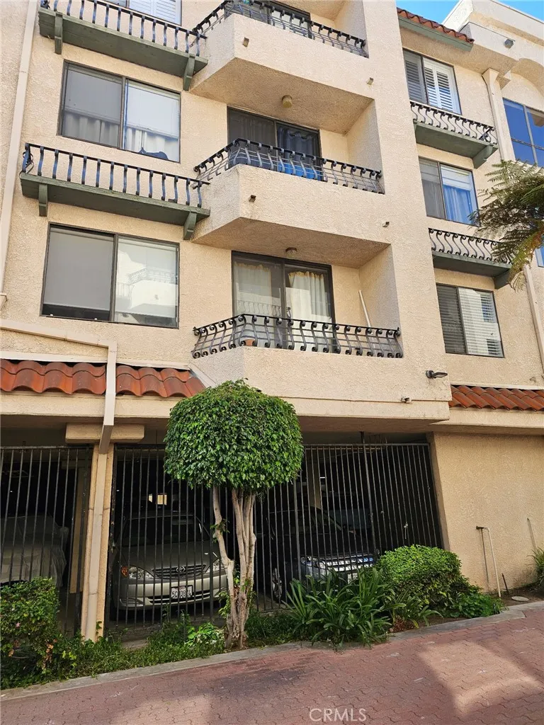 28004 S Western #102 San Pedro, CA 90732