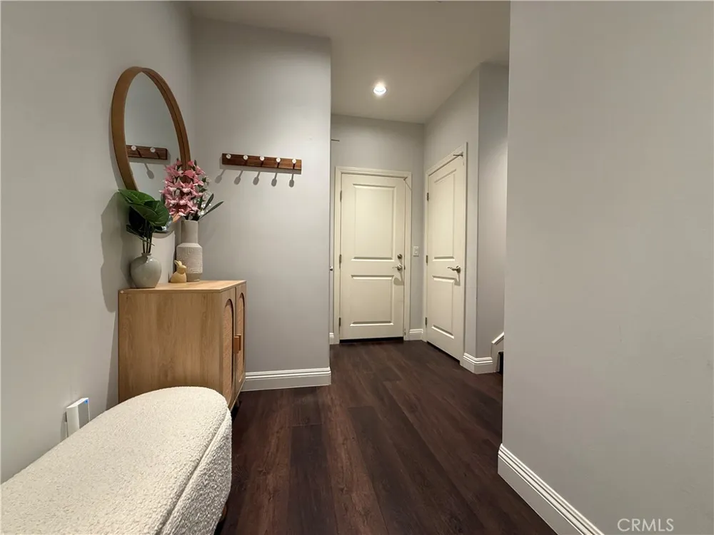93 Thornhurst Irvine, CA 92620