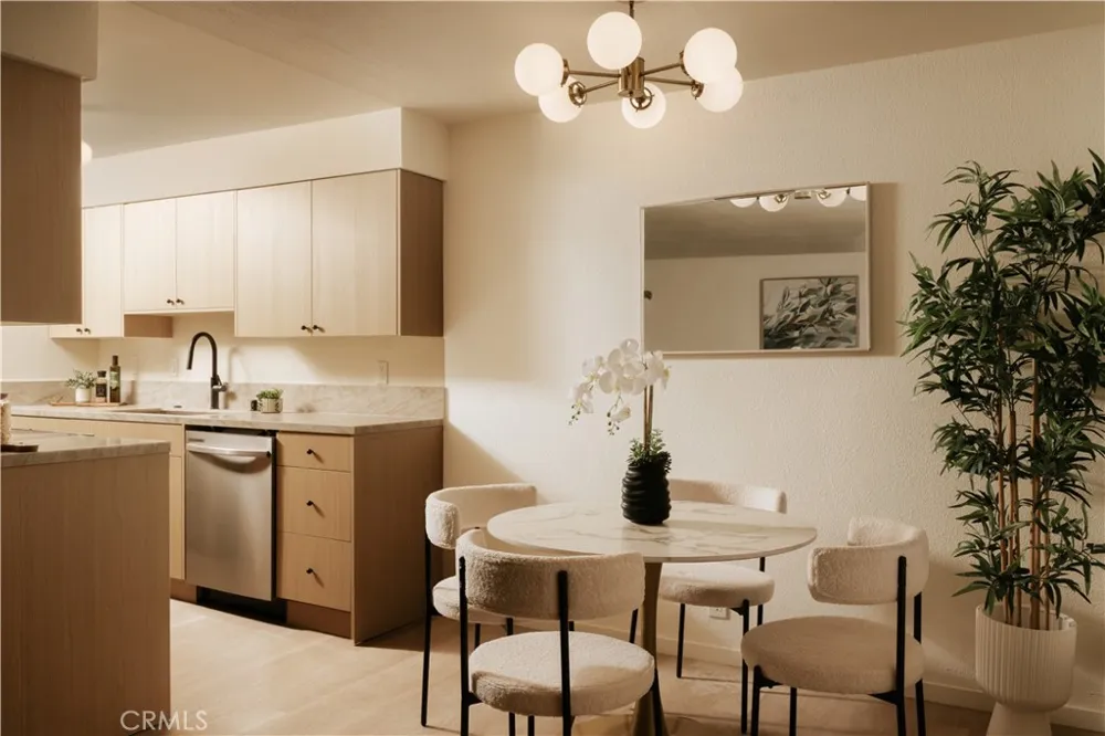 5003 Tilden Sherman Oaks, CA 91423