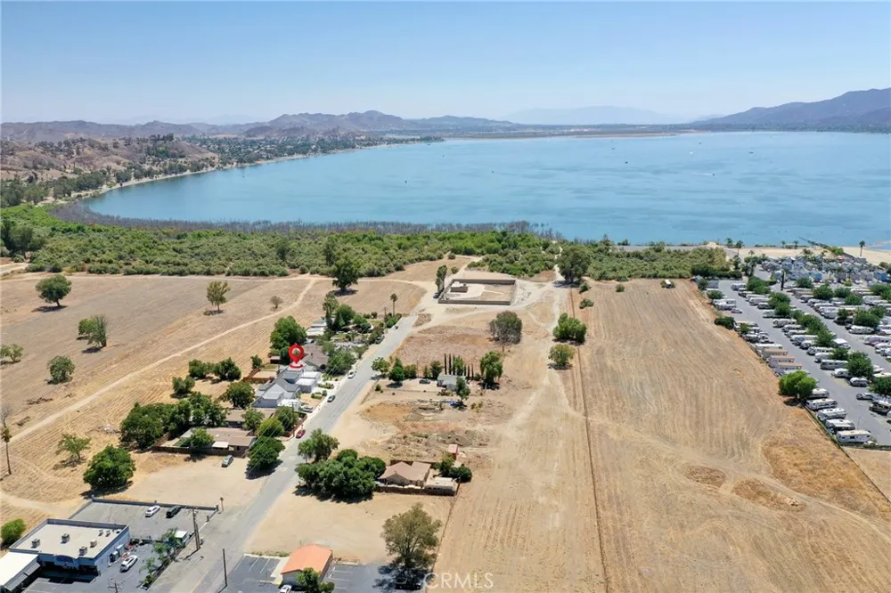 16708 Joy Lake Elsinore, CA 92530